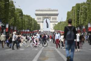 Paris Pedestrians